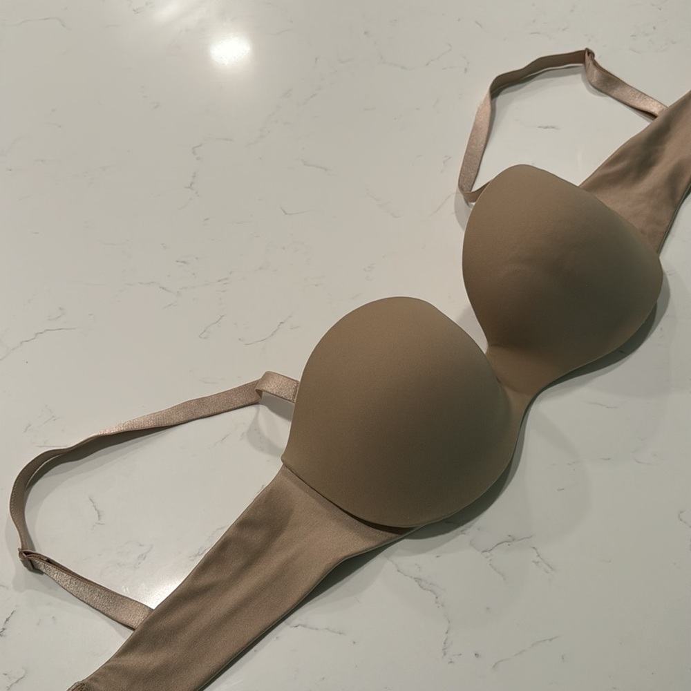 Warner’s Nude Size 34B Bra